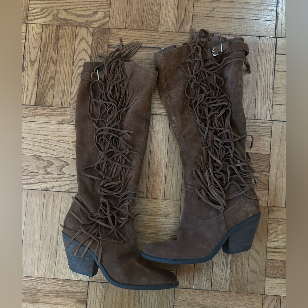 Carlos Santana brown suede fringe boots